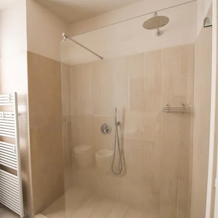 Casa Neris Apartament Clusane